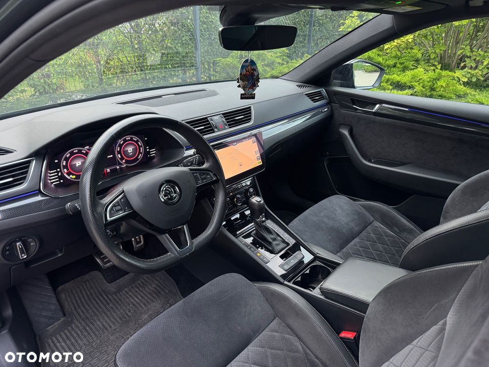 Skoda Superb 2.0 TDI 4x4 DSG Sportline - 24