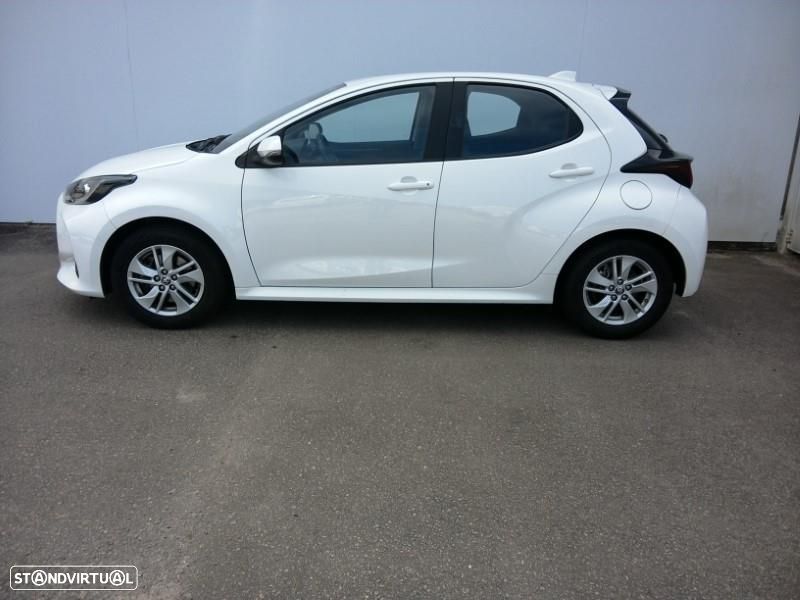 Toyota Yaris - 1