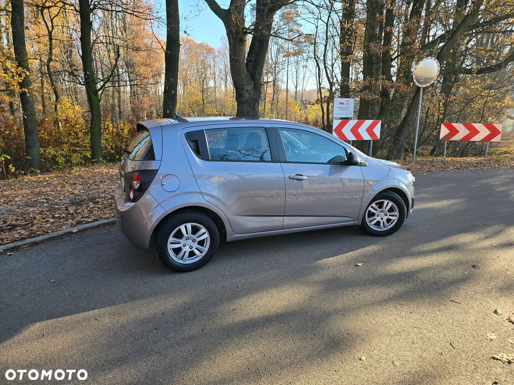 Chevrolet Aveo 1.4 LT+ - 3