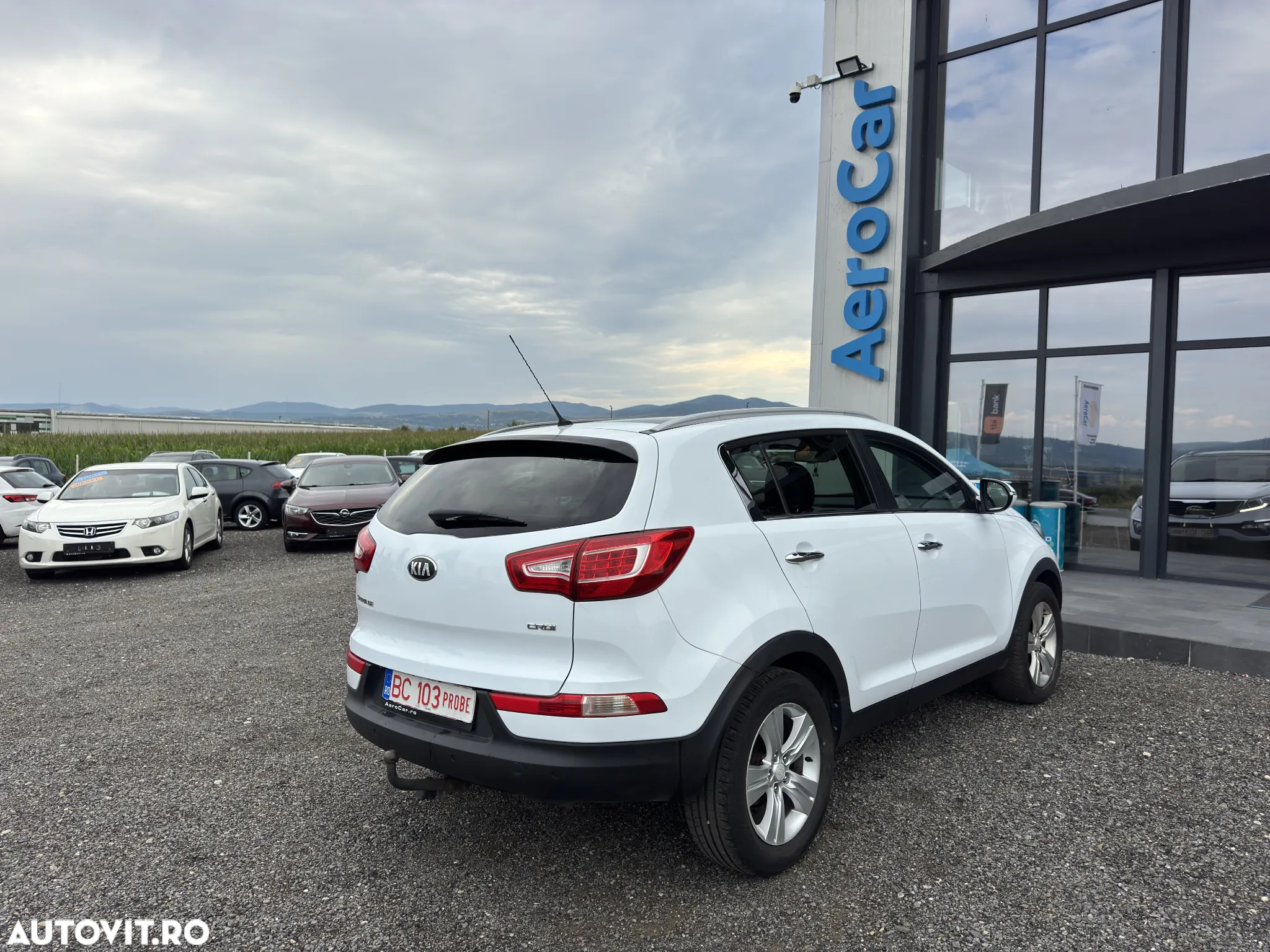 Kia Sportage 2.0 CRDI 2WD Spirit - 12