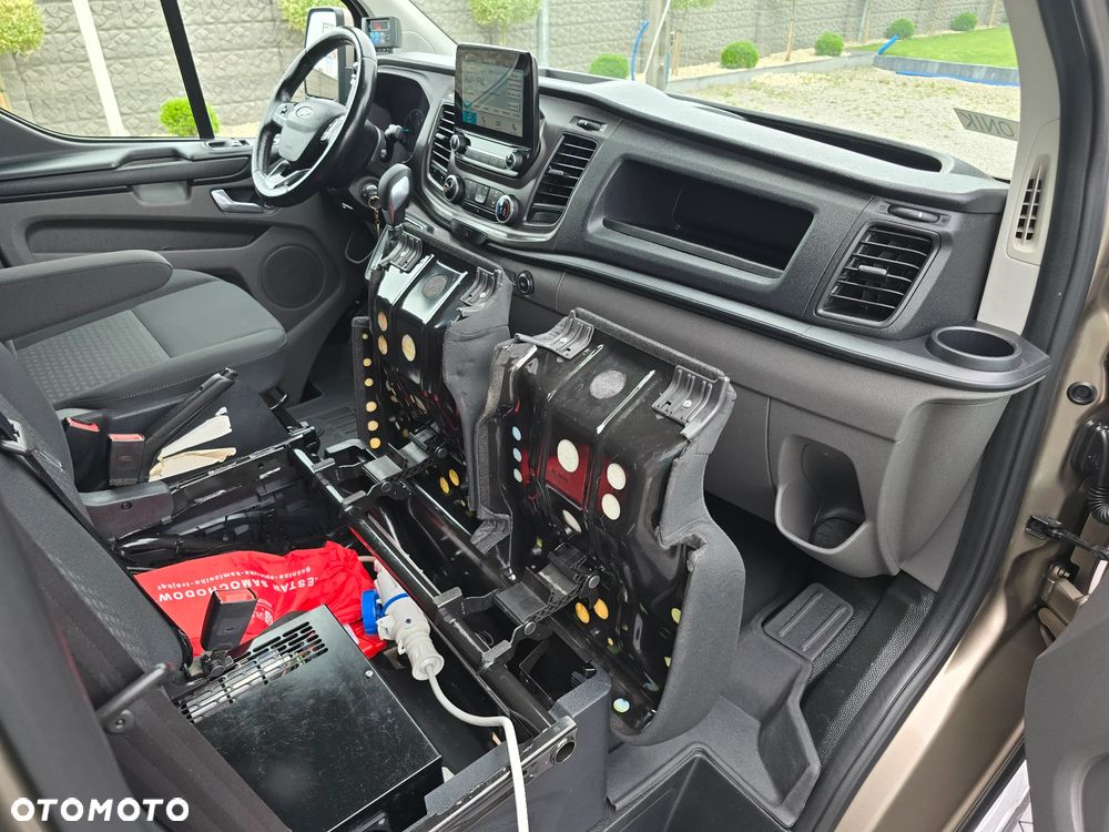 Ford TRANSIT CUSTOM CHŁODNIA +FUNKCJA GRZANIA + PODŁONCZENIE NA POSTOJU 230V  MODEL L2H2 340L-170 AUTOMAT 48 Tyś km SERWIS ASO FORD DO OSTATNIEGO Km SALON POLSKA BOGATA OPCJA WYPOSAŻENIA AUTOMAT KAMERA COFANIA + CZUJNIKI COFANIA LEDY METALIK ASYSTENTY KIEROWCY - 37