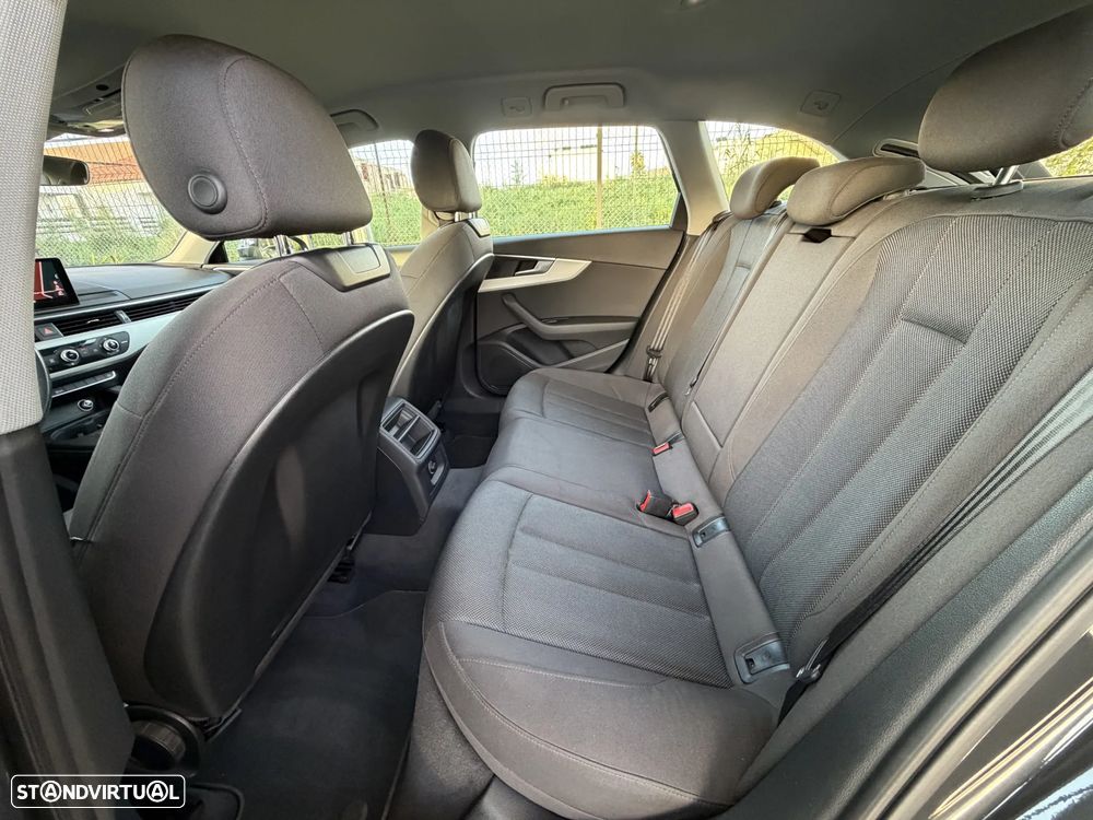 Audi A4 Avant 35 TDI S tronic - 38