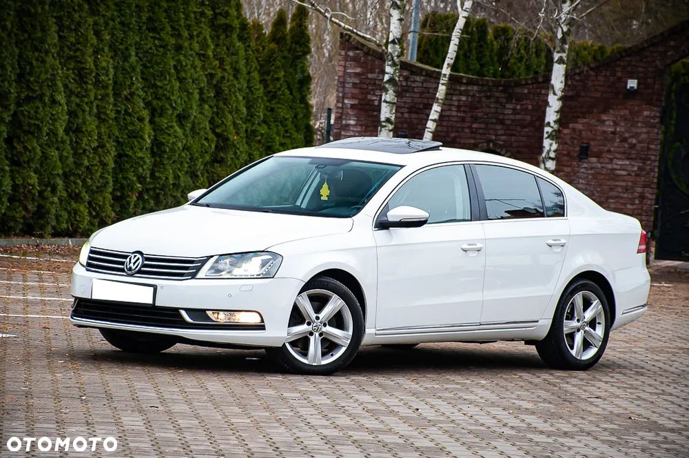 Volkswagen Passat 2.0 Blue TDI SCR Highline - 9