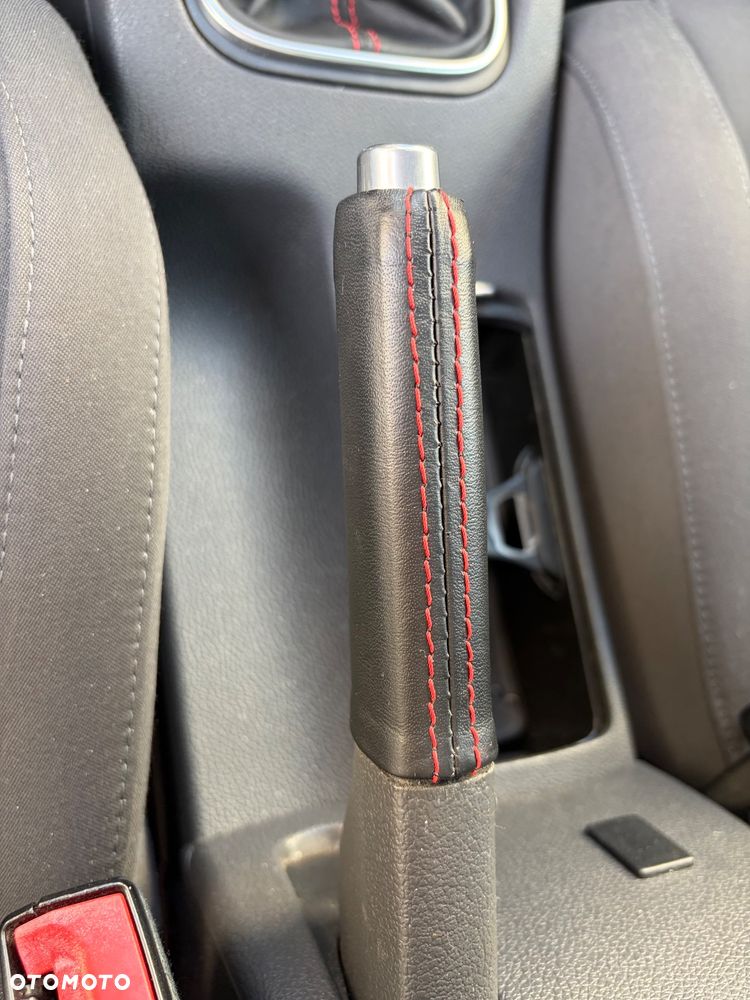 Volkswagen Golf 2.0 GTI - 19