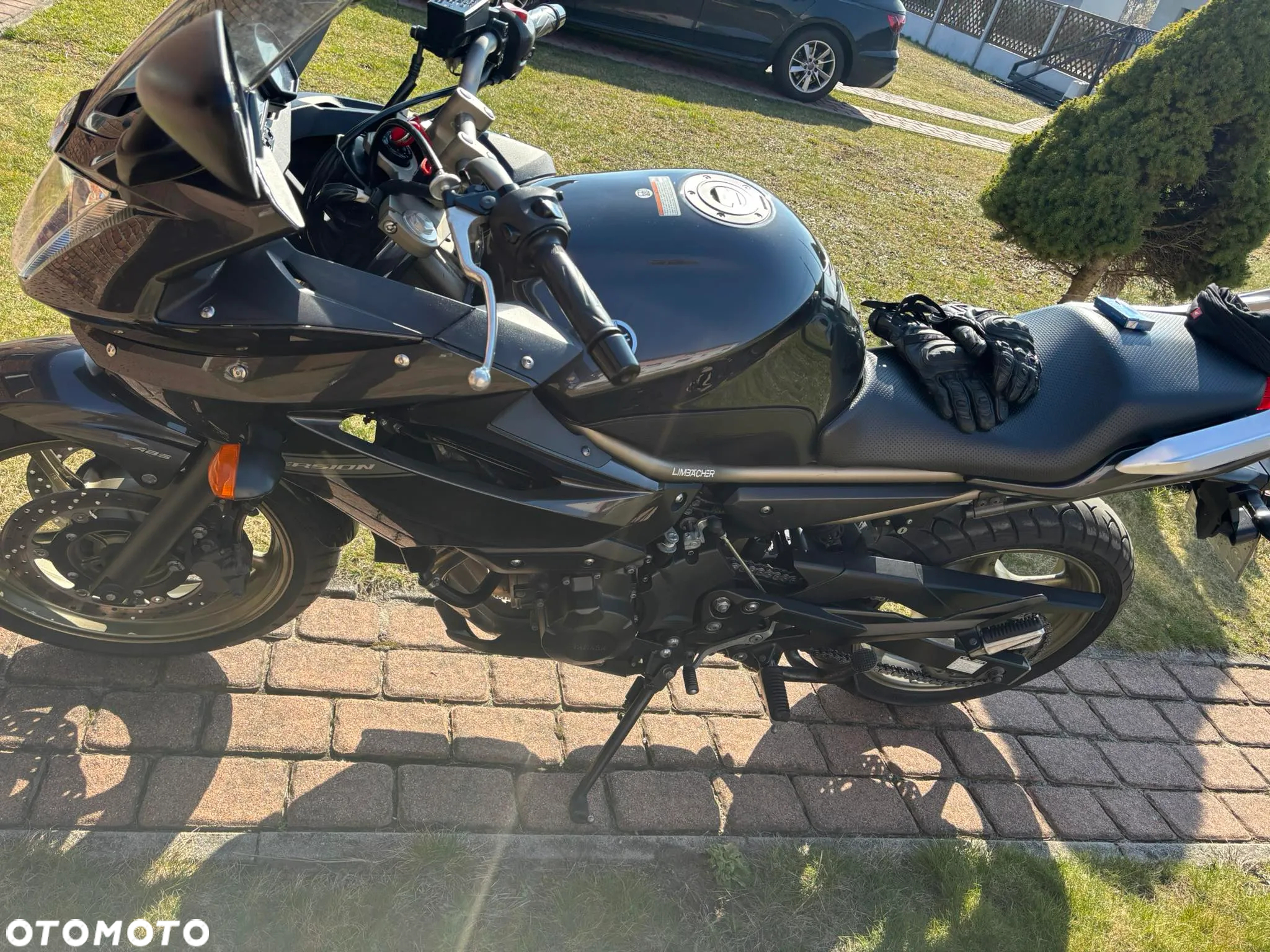 Yamaha XJ - 3