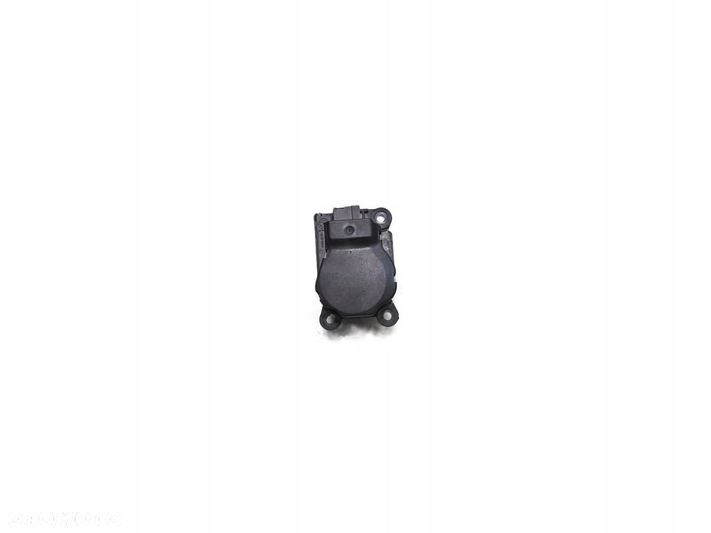 SILNICZEK NAGRZEWNICY RENAULT LATITUDE EAD256 U4927002 - 1