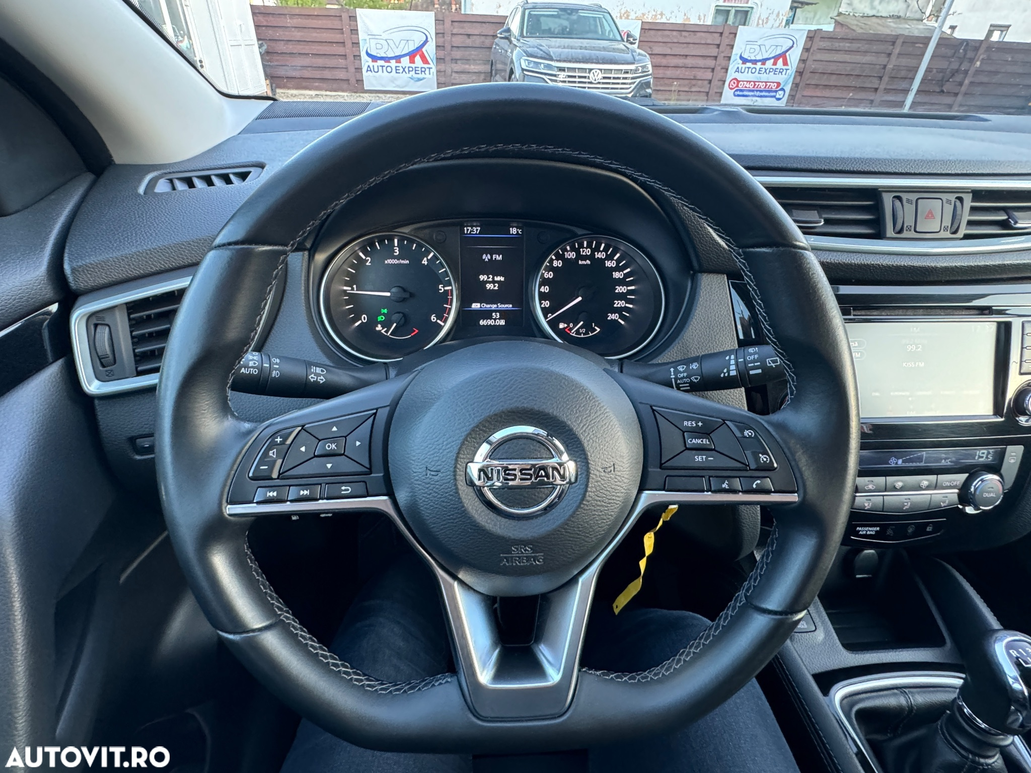Nissan Qashqai 1.5 DCI N-CONNECTA - 22
