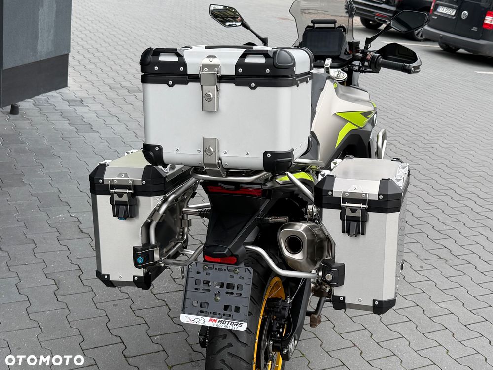 VOGE 900DSX - 11