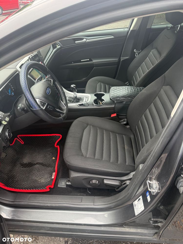 Ford Mondeo 2.0 EcoBlue Titanium - 11