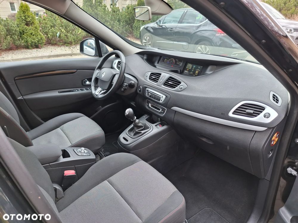 Renault Scenic ENERGY TCe 115 S&S Paris - 21