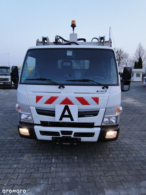 Mitsubishi Fuso Canter 7C15 - 5