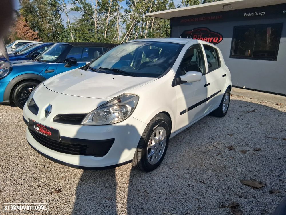 Renault Clio 1.5 dCi Confort - 3