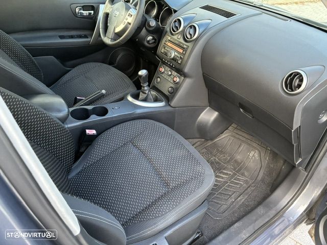 Nissan Qashqai 1.5 dCi Visia AC - 14