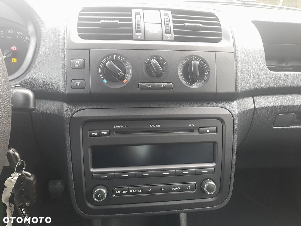 Skoda Fabia 1.2 HTP Elegance - 15