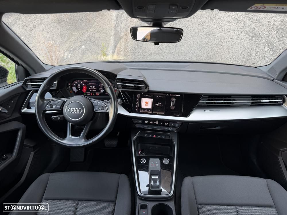 Audi A3 Limousine 30 TFSI S tronic sport - 27
