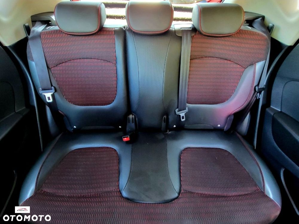 Renault Captur - 31