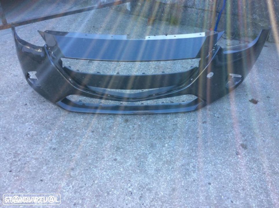 Parachoque Mazda 2 - 1