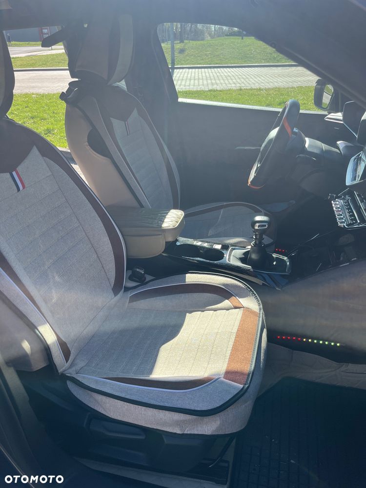 Peugeot 2008 PureTech 100 Allure S&S BVM6 - 16