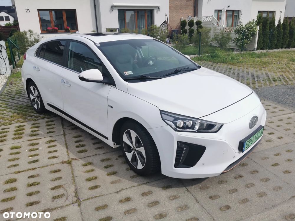 Hyundai Ioniq