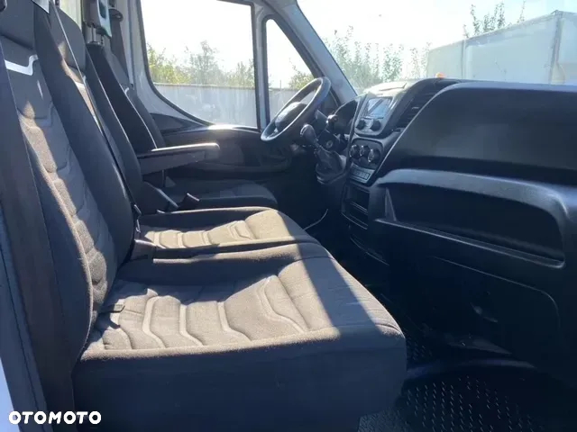 Iveco Daily kontener z windą 35S14 2,3 140 KM klima tempomat - 13