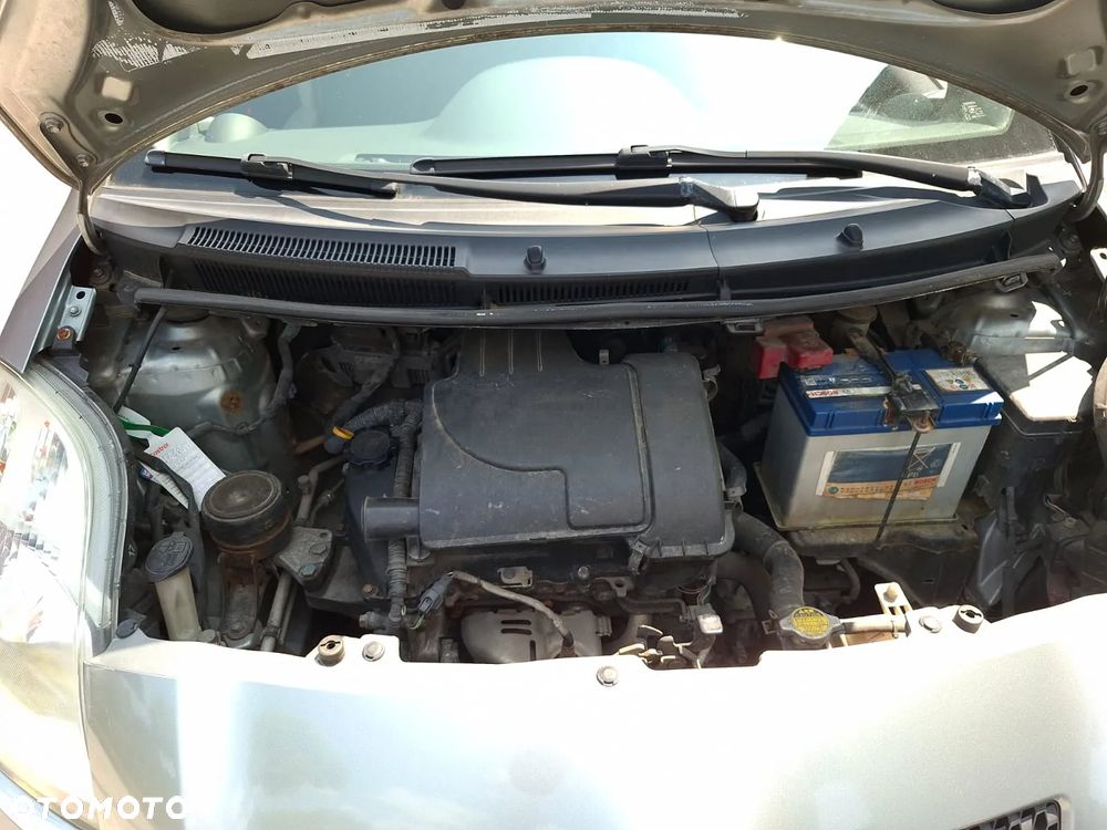 Toyota Yaris - 18