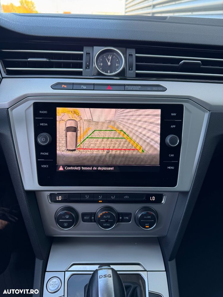 Volkswagen Passat - 14