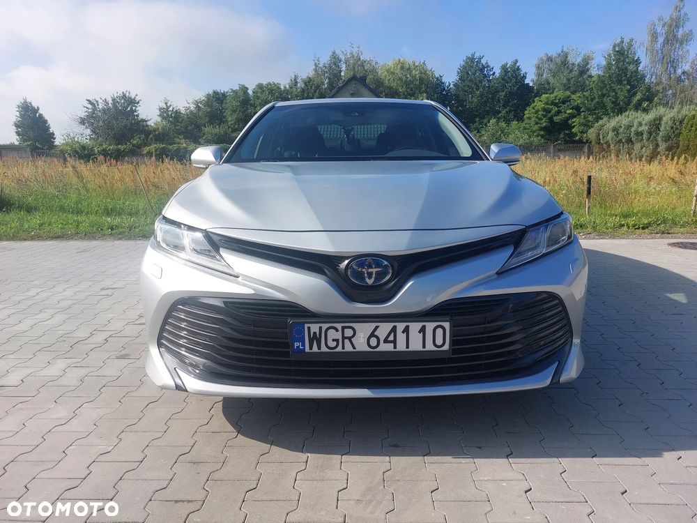 Toyota Camry 2.5 Hybrid Comfort CVT - 2