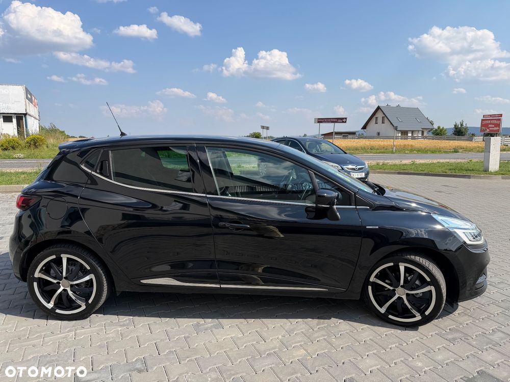 Renault Clio - 8