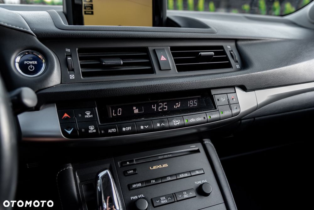 Lexus CT 200h Elegance - 34