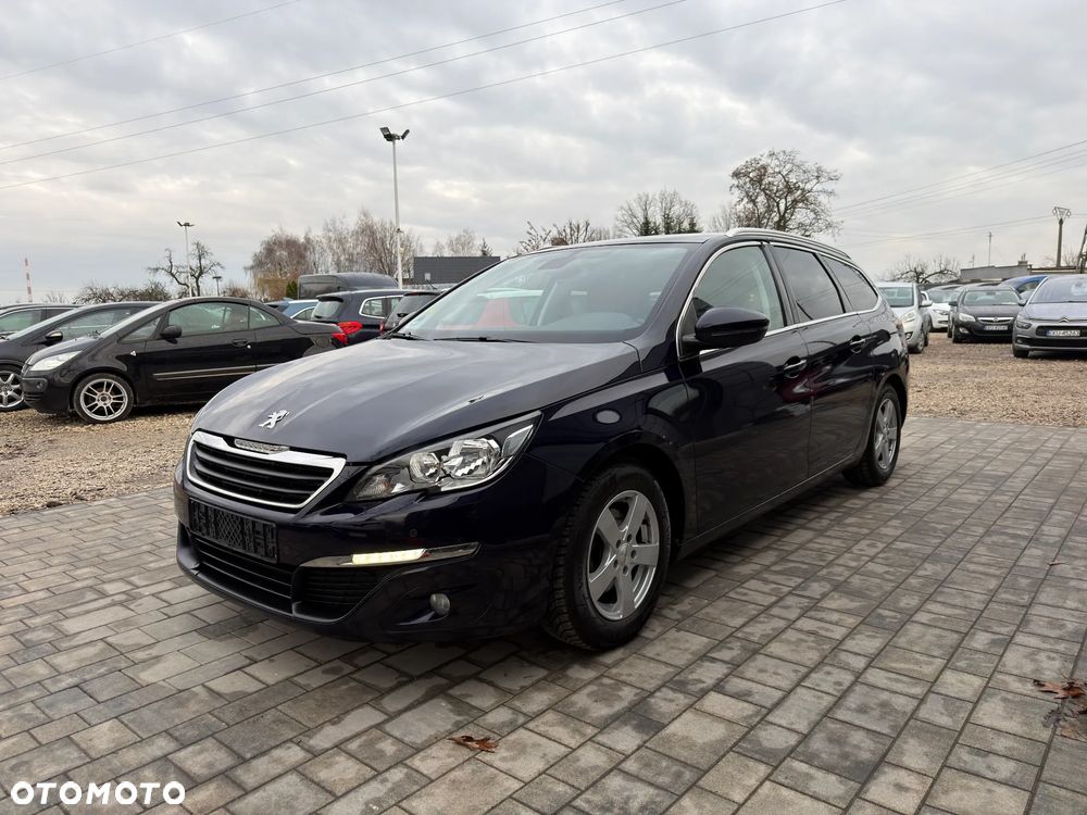 Peugeot 308 1.6 BlueHDi Allure S&S - 22