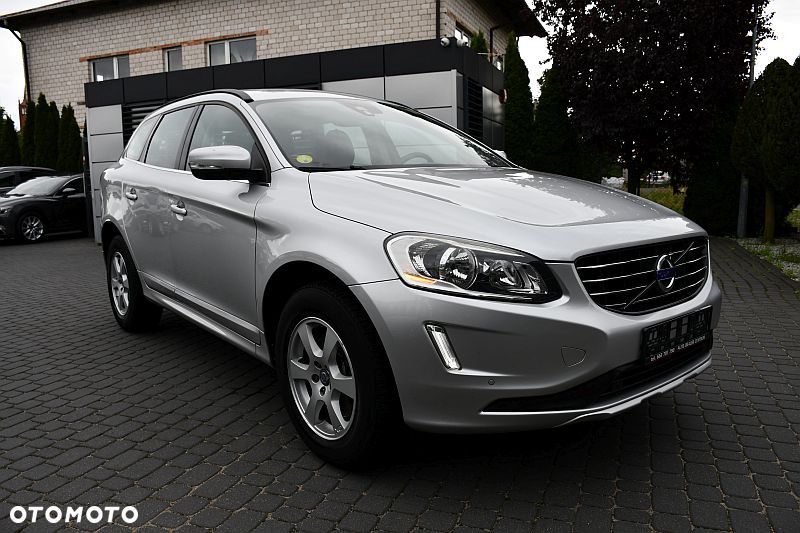 Volvo XC 60 D4 Geartronic Momentum - 28
