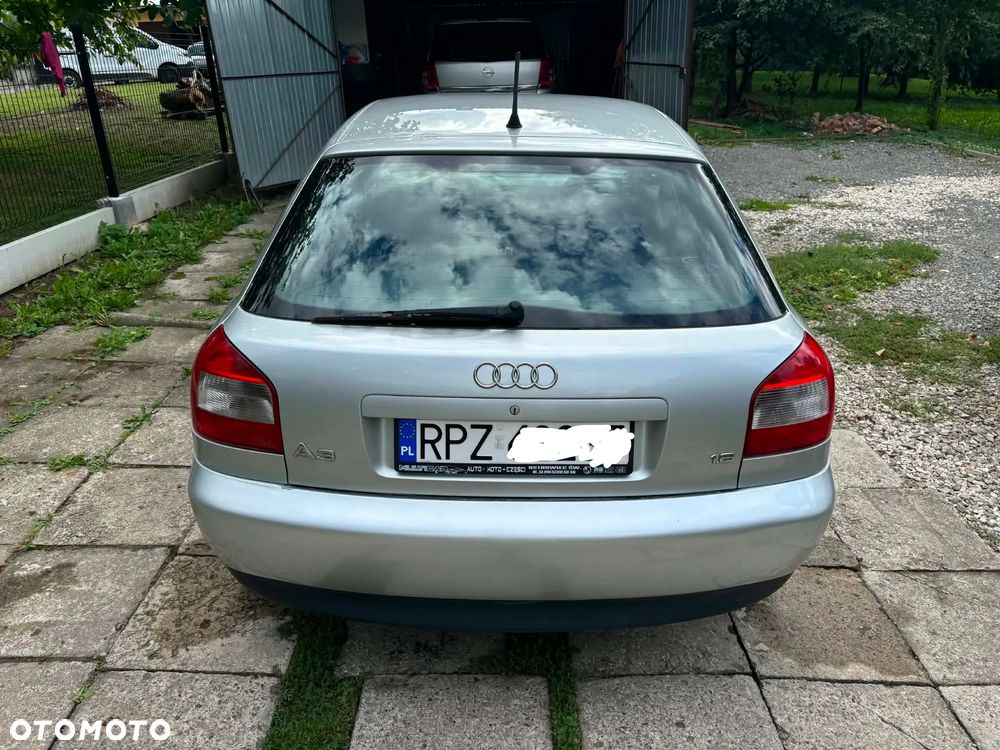 Audi A3 Sportback 1.6 Ambition - 1