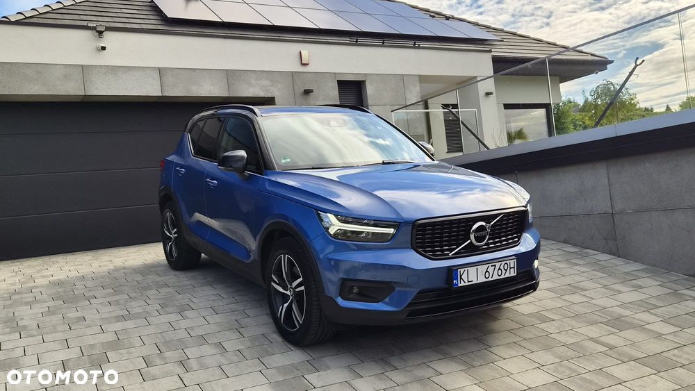 Volvo XC 40 D4 AWD Geartronic R-Design - 1