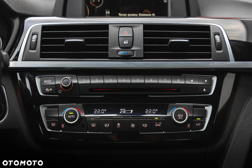 BMW Seria 3 318i GPF Luxury Line - 11