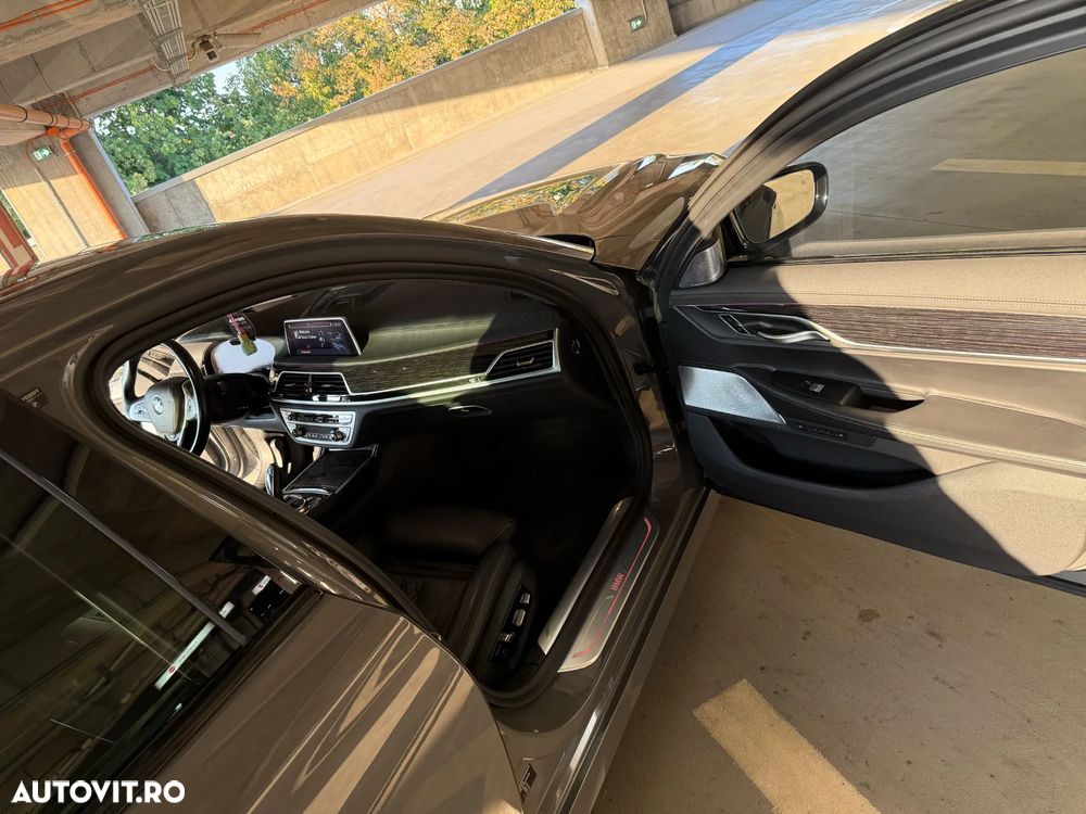 BMW Seria 7 740Ld xDrive - 11
