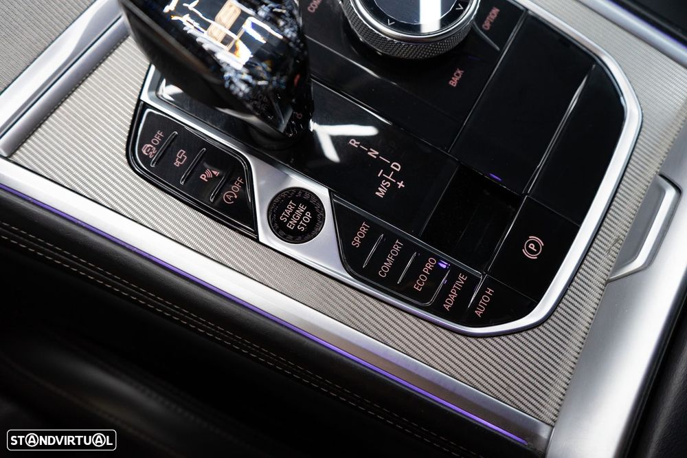 BMW 840 d xDrive Pack M - 35