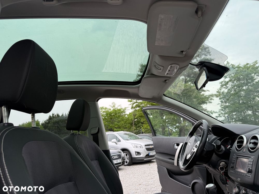Nissan Qashqai+2 - 24