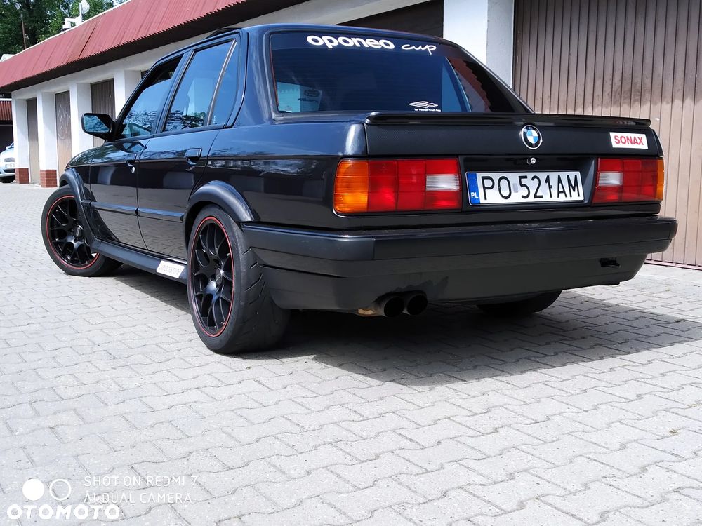 BMW Seria 3 325i - 16