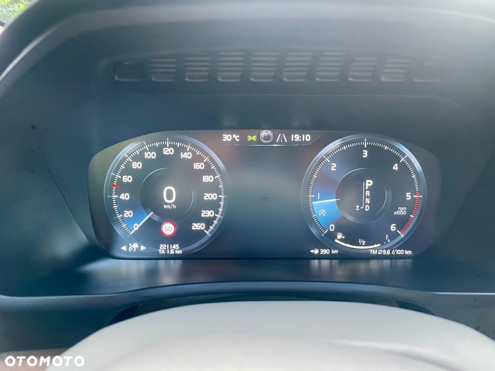 Volvo XC 90 D5 AWD Inscription 7os - 16