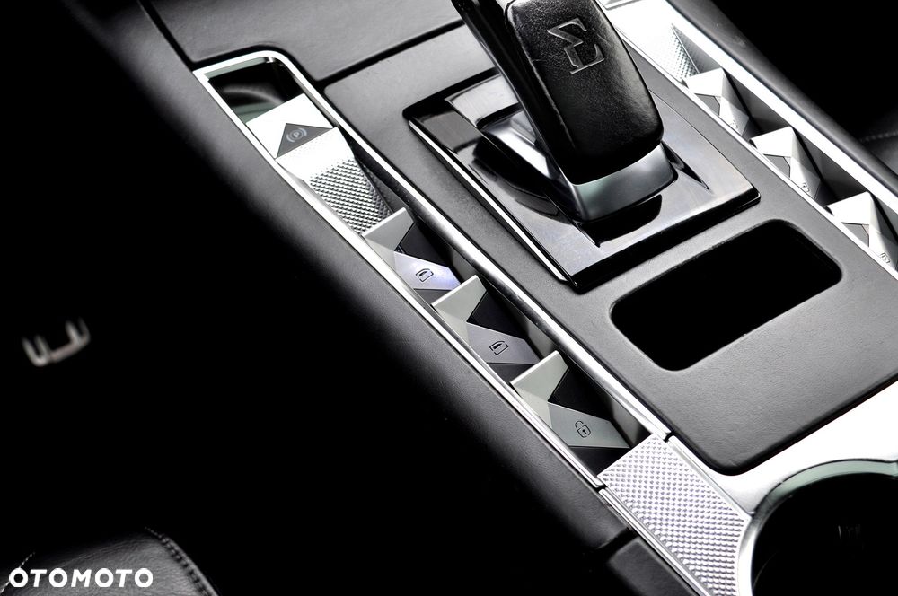 DS Automobiles DS 7 Crossback - 17