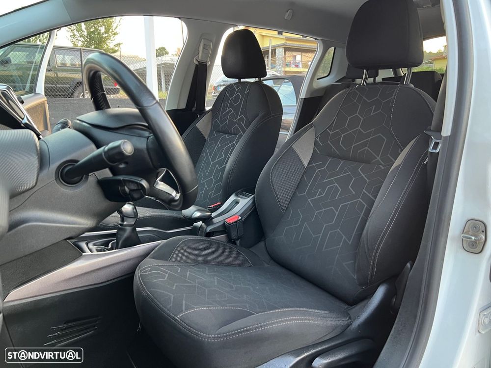 Peugeot 2008 1.2 PureTech GT Line - 12