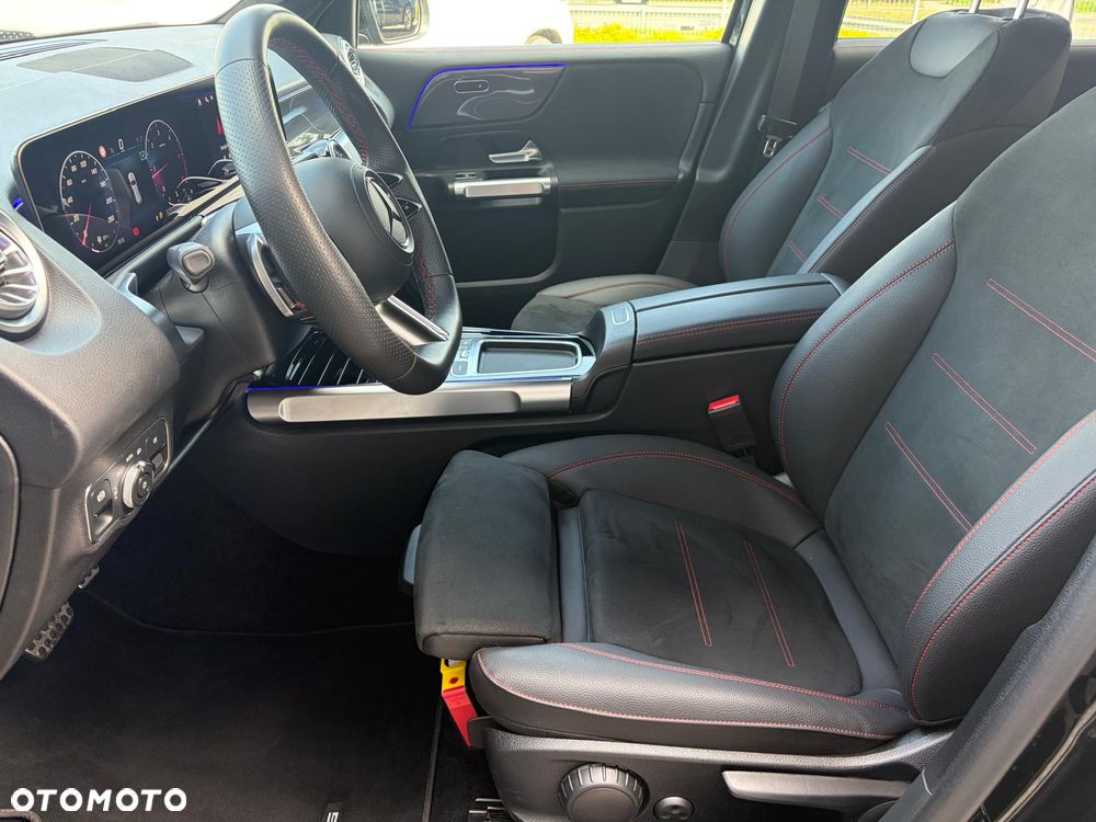Mercedes-Benz GLB 220 d 4-Matic AMG Line 8G-DCT - 14