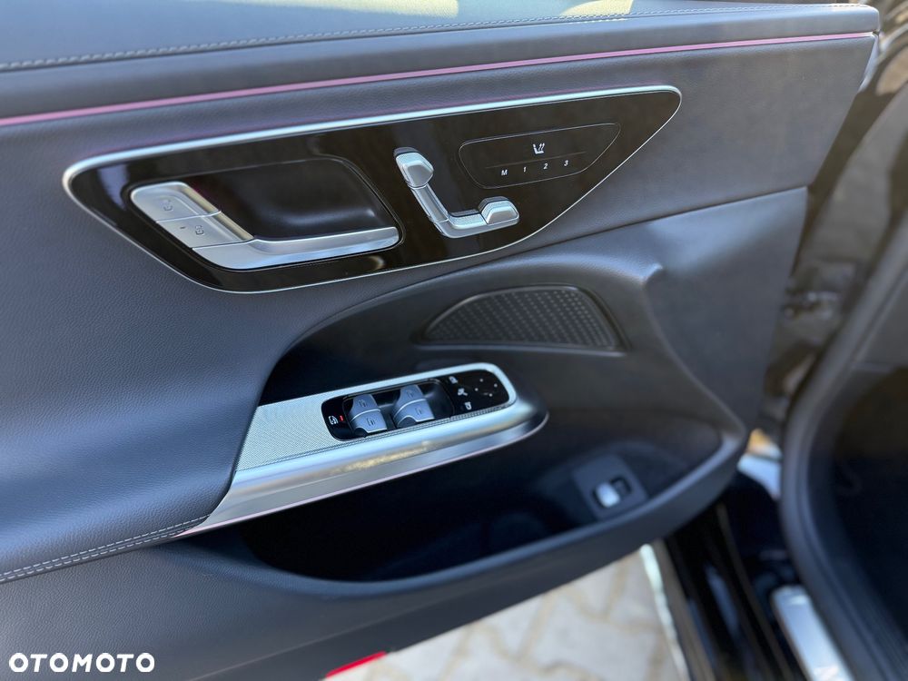 Mercedes-Benz Klasa E - 22