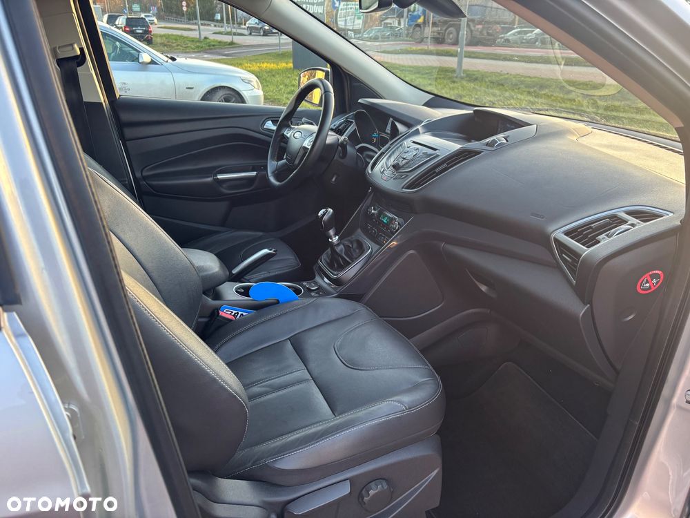 Ford Kuga 2.0 TDCi 2x4 Trend - 1