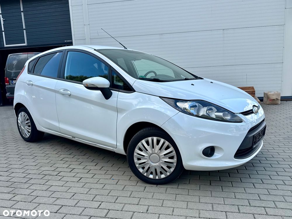 Ford Fiesta - 2
