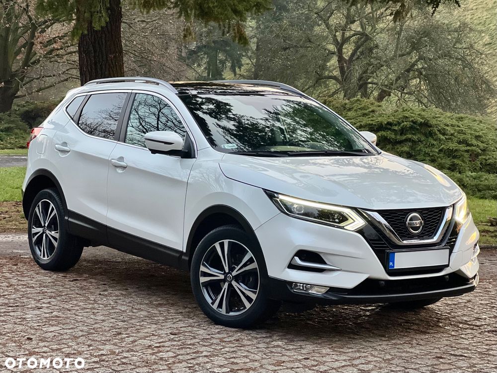Nissan Qashqai 1.3 DIG-T N-CONNECTA - 1