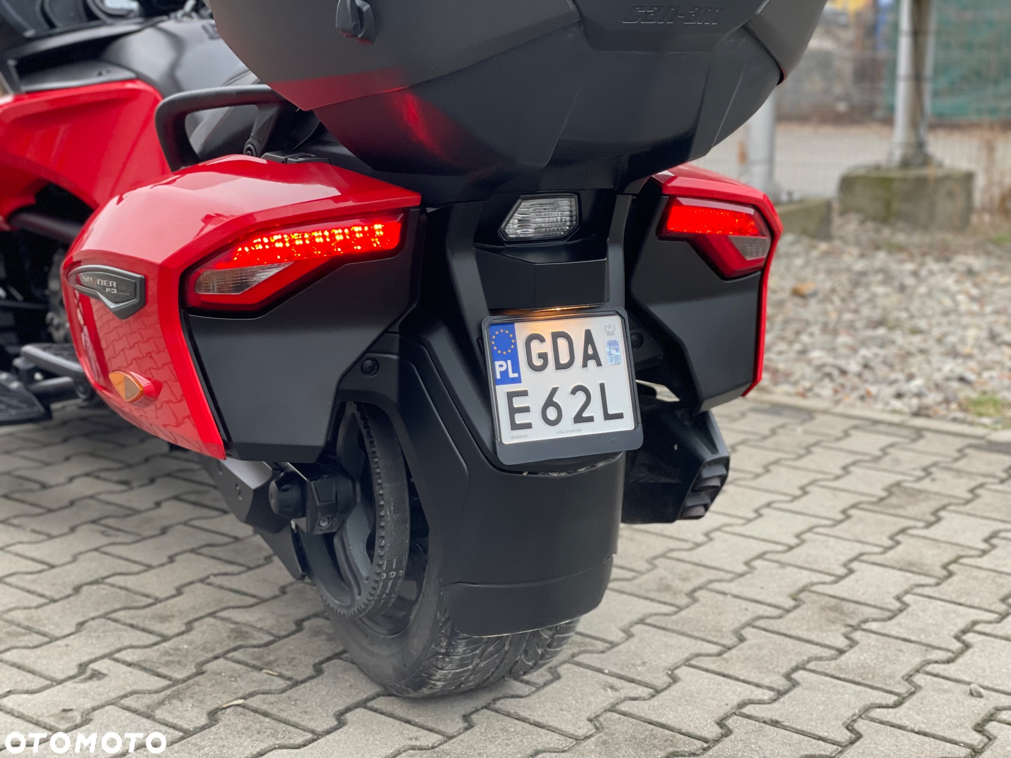 Can-Am Spyder - 21