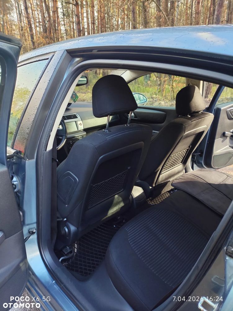 Citroën C4 1.6 HDi Style - 7