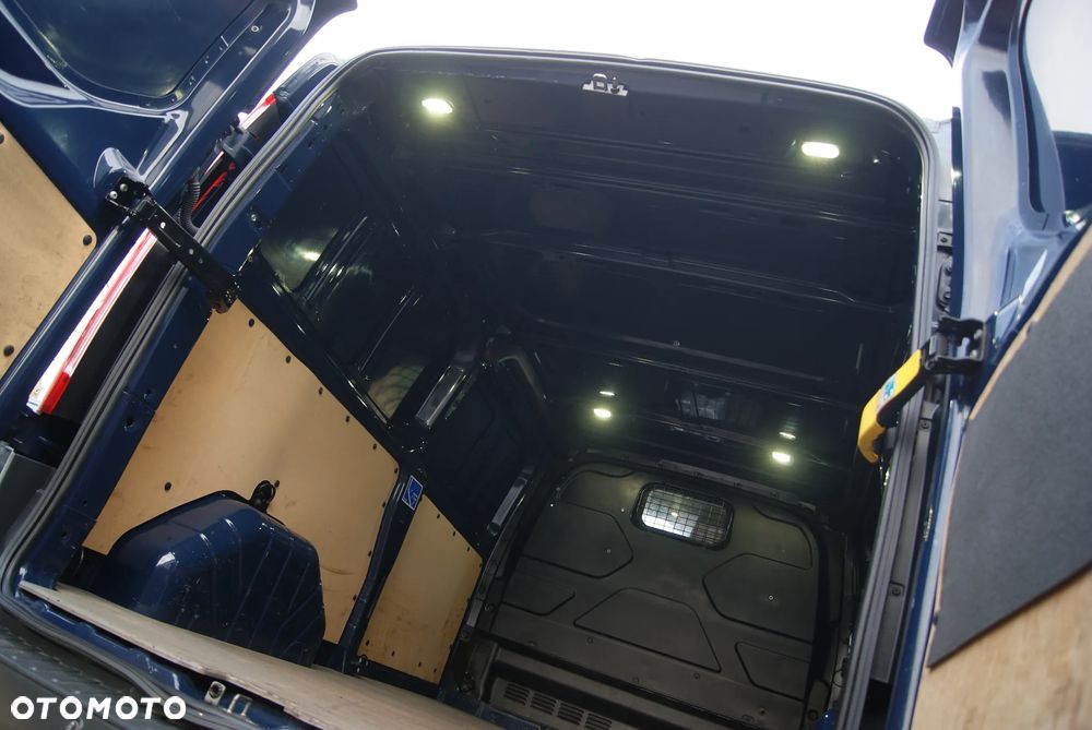 Ford Transit Custom - 14