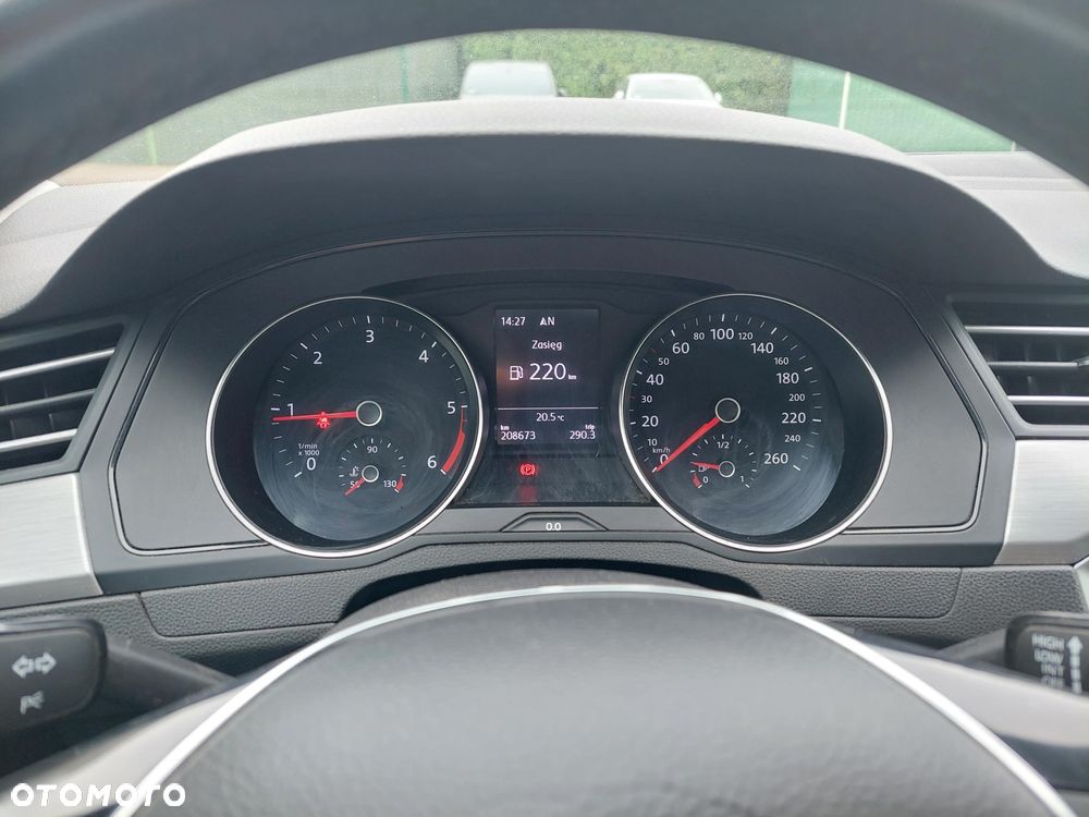 Volkswagen Passat 2.0 TDI SCR Highline - 7